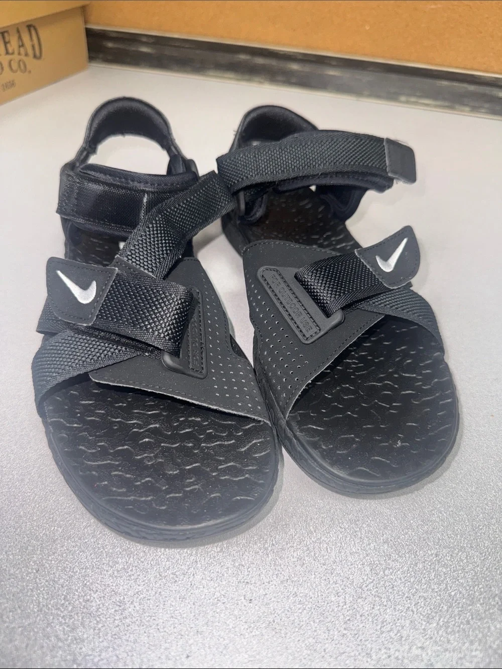 Nike ACG Air Deschutz+ sandal